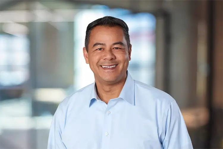 Peter Valdez